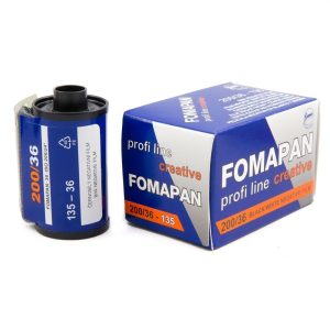 fomapan 200 35mm film black and white donde comprar barcelona blanco y negro revelab studio film lab where to develop