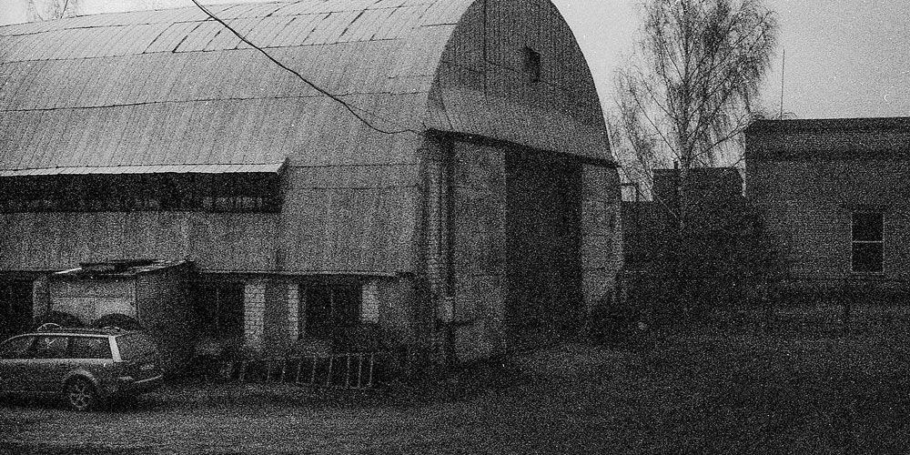 NoColorStudio 99 – Satellite NoColorStudio Satellite experimental film 35mm black and white revelab barcelona spain