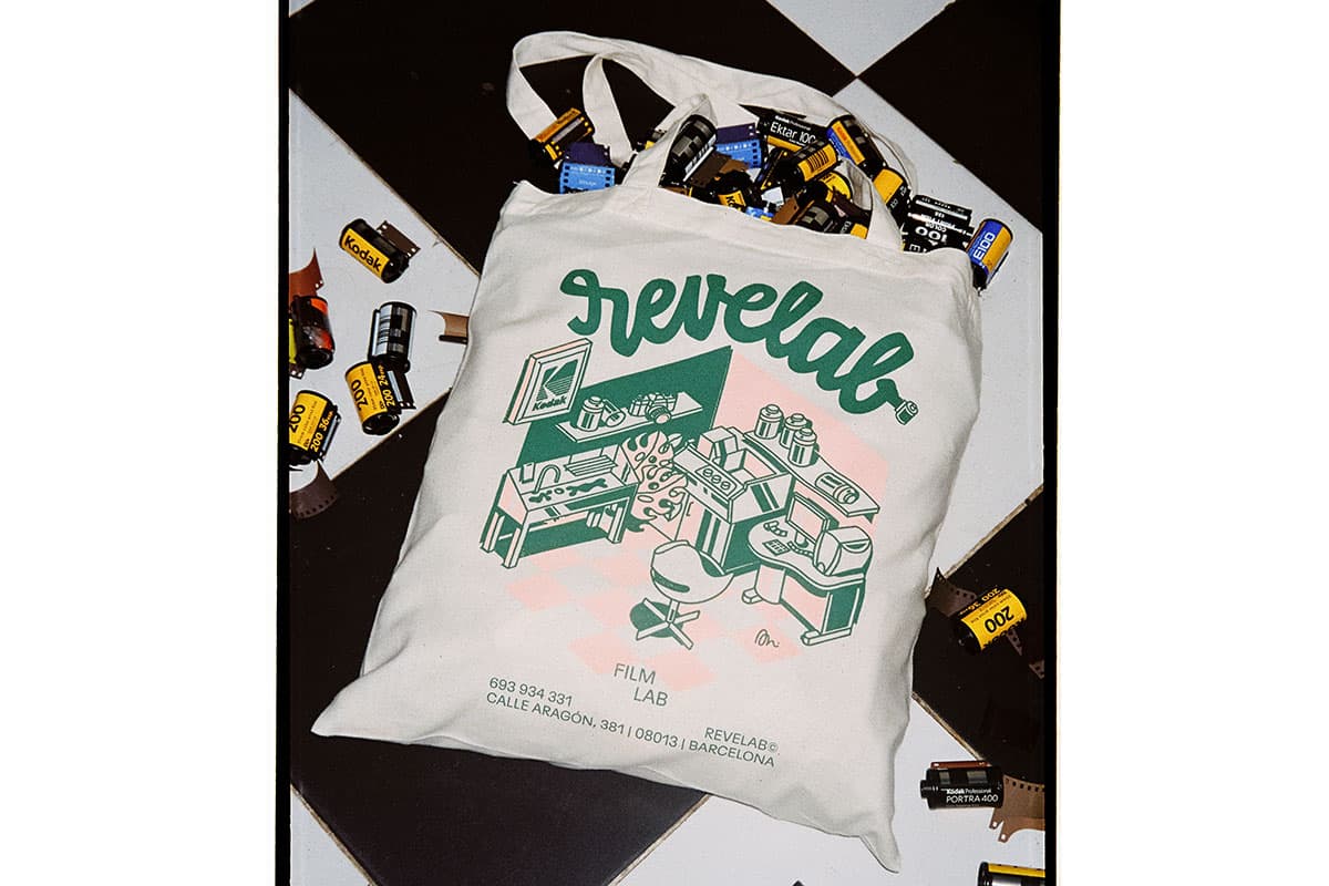 Totebag REVELAB Film Lab x Oscar Medina @medinaoscar REVELAB Studio