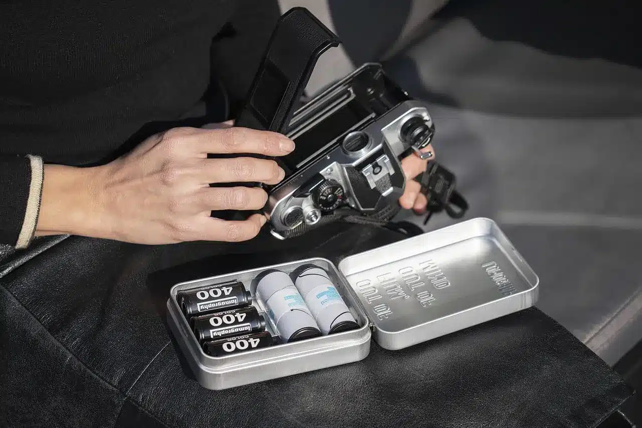 Lomography Metal Film Case 9007710636612 REVELAB Studio