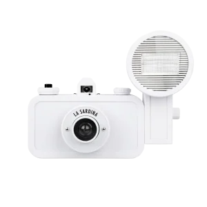 Lomogrpahy La Sardina DIY Flash 35mm camera black 9007710004404 revelab studio barcelona